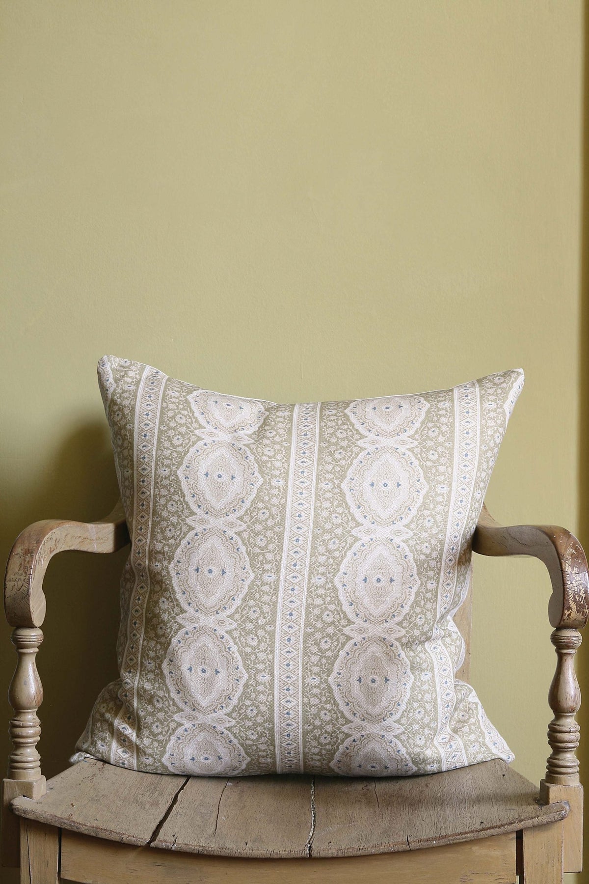 Kate Forman Isla Green Made to Measure Roman Blinds – image 3