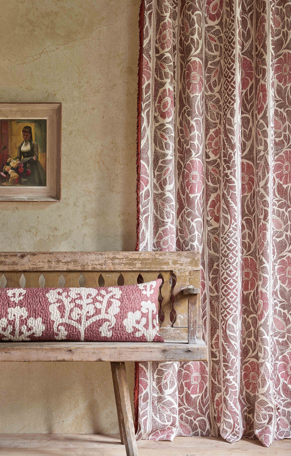 Lewis & Wood Saracen Turkish Rose Made to Measure Roman Blinds – lifestyle photograph