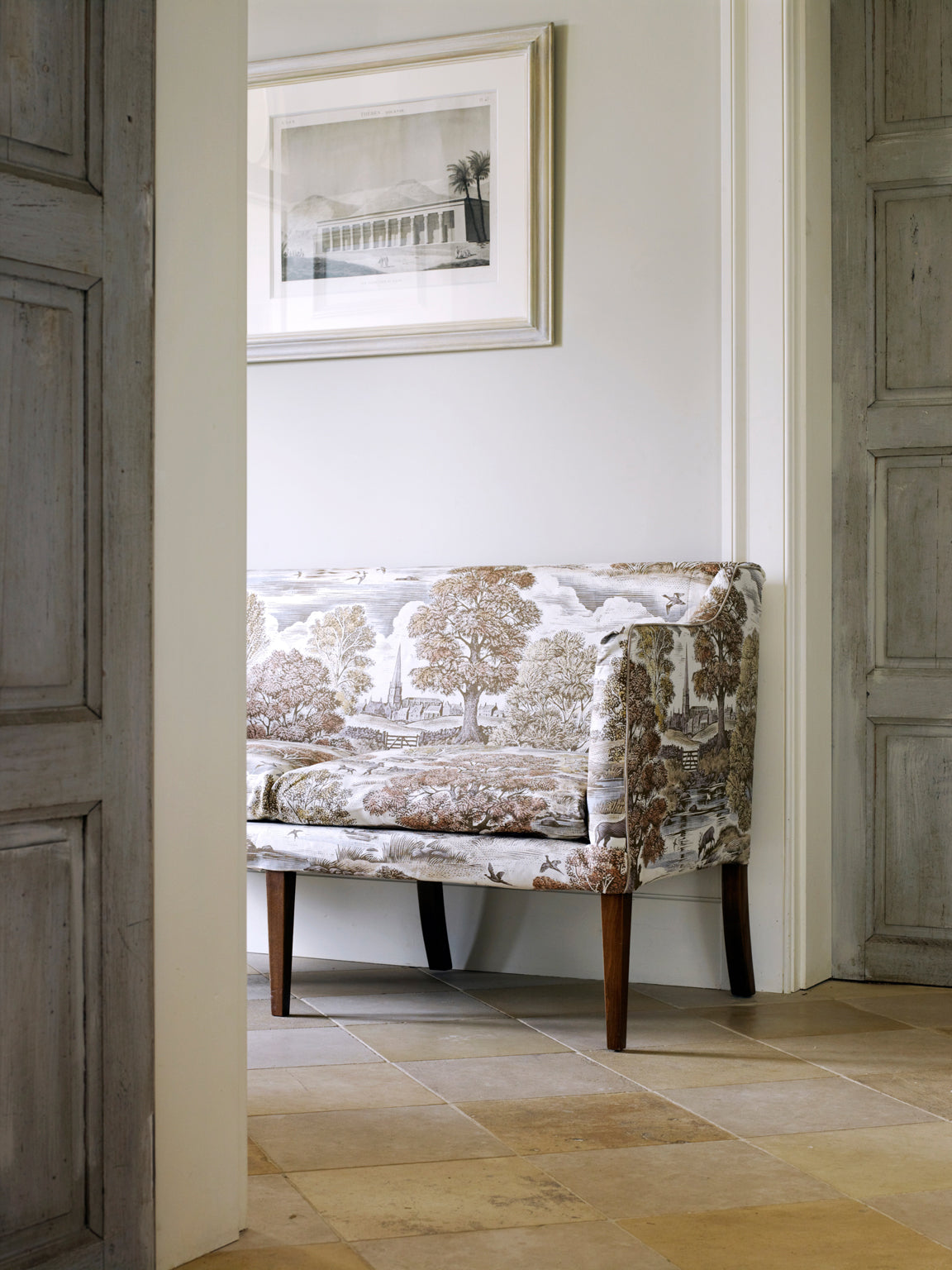 Lewis & Wood Royal Oak Autumn Made to Measure Roman Blinds – lifestyle photograph