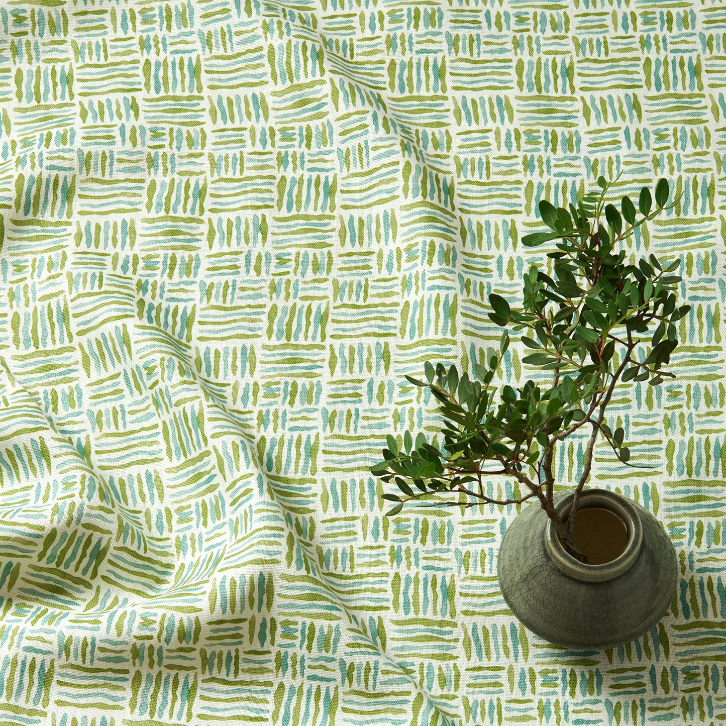 Linwood Trapeze Miami FR Made to Measure Curtains