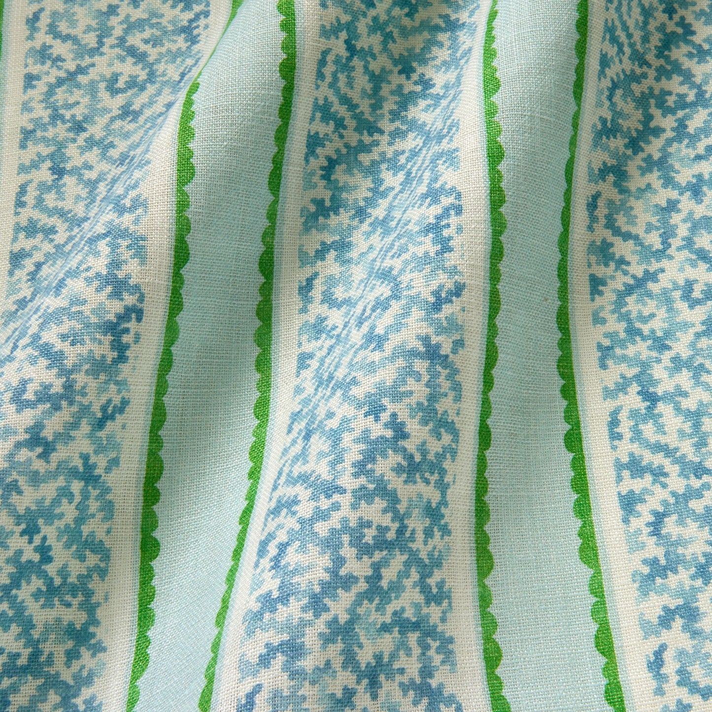 Linwood Garden Gate Clover Made to Measure Curtains