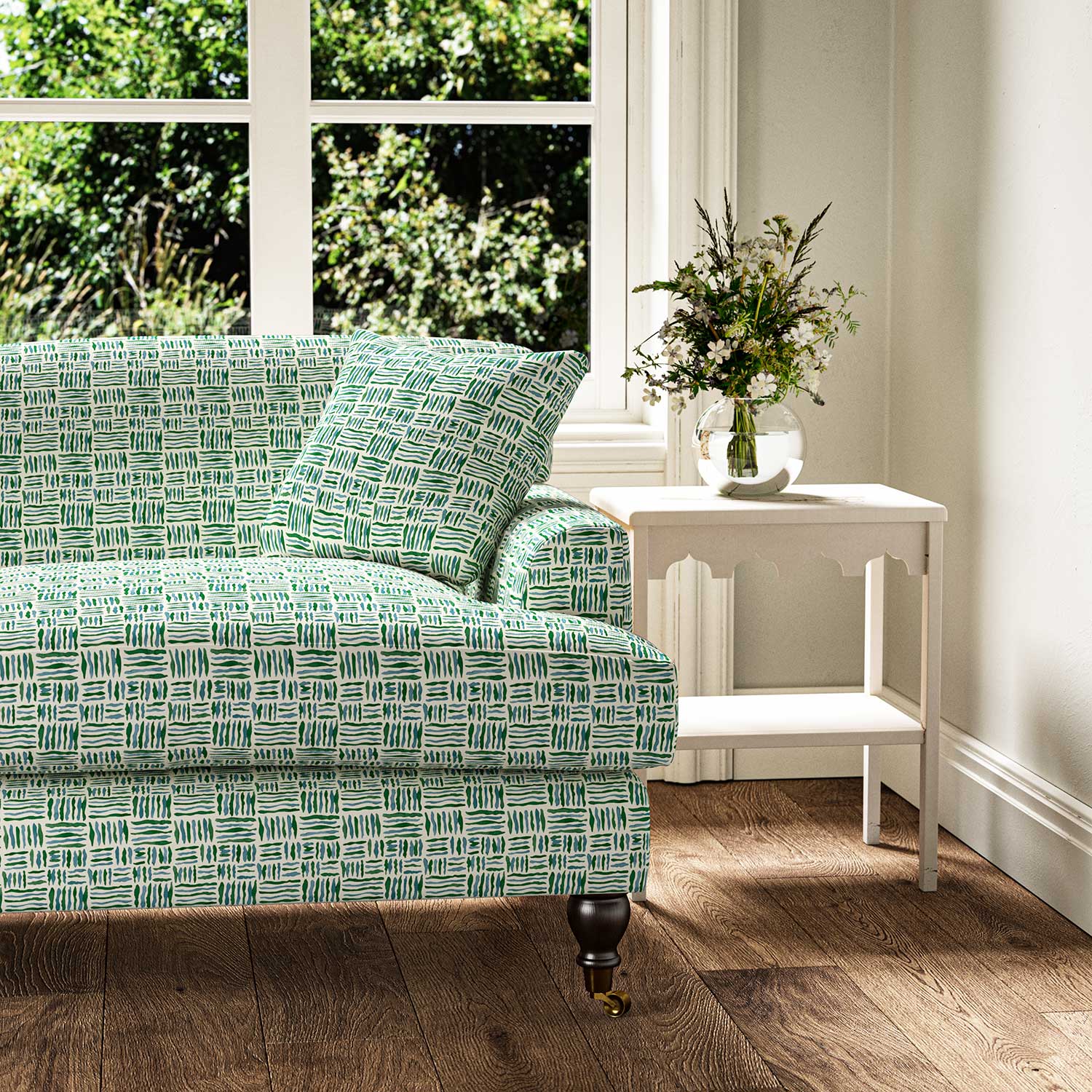 Linwood Trapeze St Tropez FR Made to Measure Curtains
