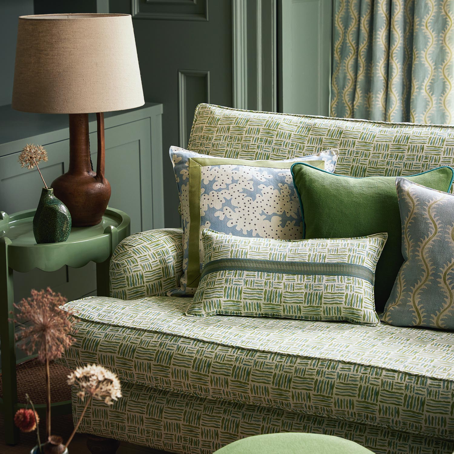 Linwood Trapeze Miami FR Made to Measure Curtains