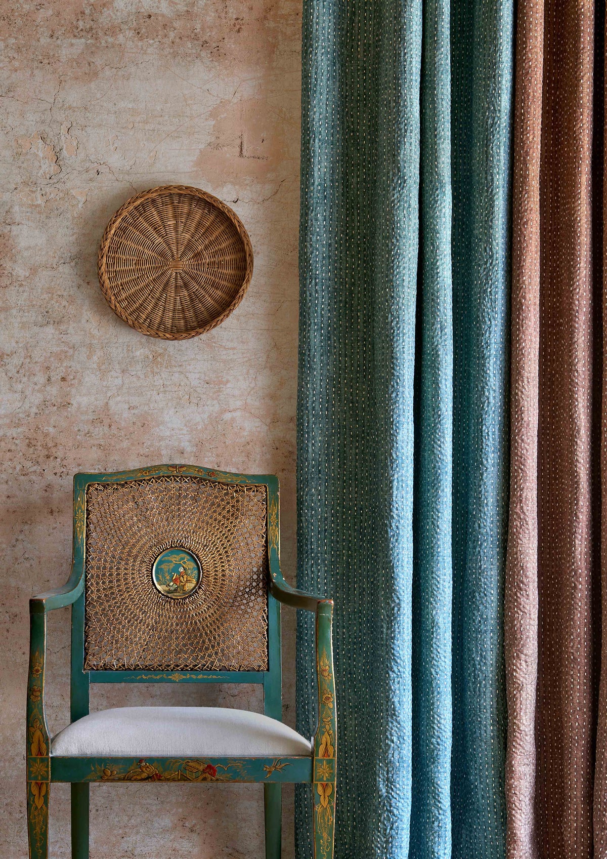 Lewis & Wood Wild Rice Caspian Made to Measure Roman Blinds – lifestyle photograph