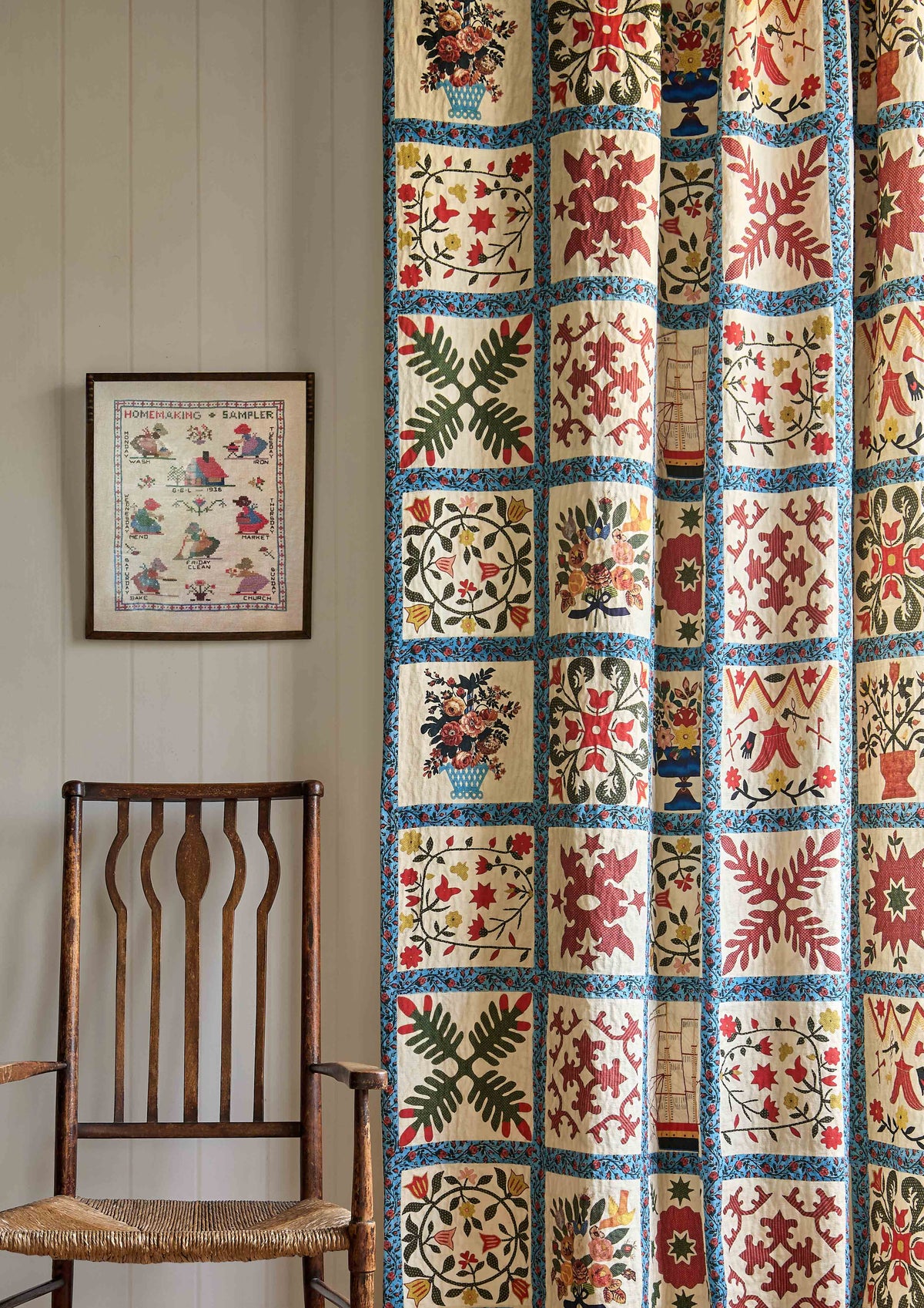 Lewis & Wood Baltimore Document Made to Measure Roman Blinds – lifestyle photograph