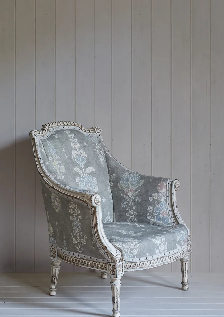 Lewis & Wood Citadel Sherbet Made to Measure Roman Blinds – lifestyle photograph