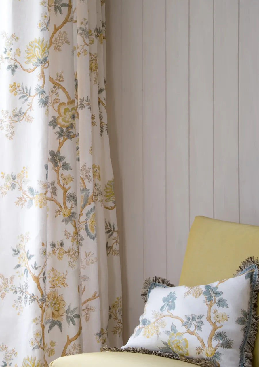 Lewis & Wood Indienne Quince Made to Measure Roman Blinds – lifestyle photograph